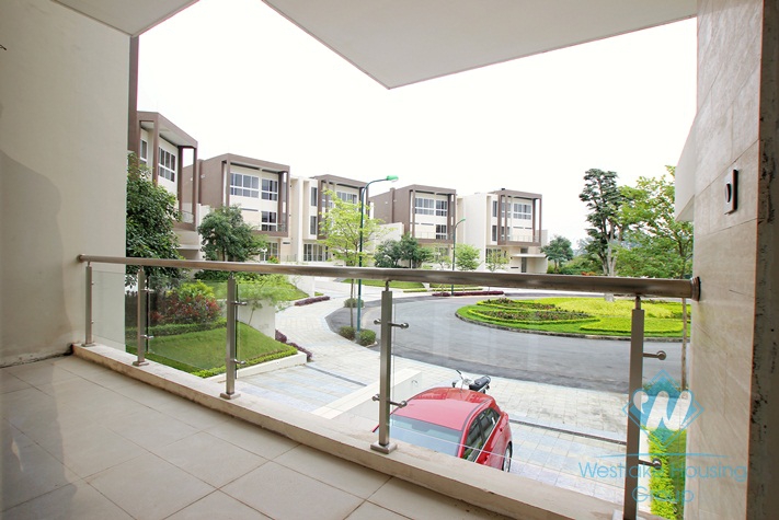 Brand new villa for rent in Ciputra, large garden & great view
